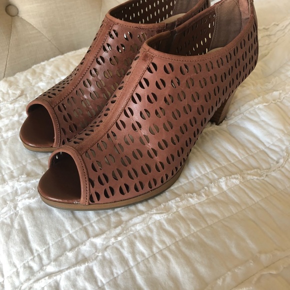 Booties - Picture 2 of 7